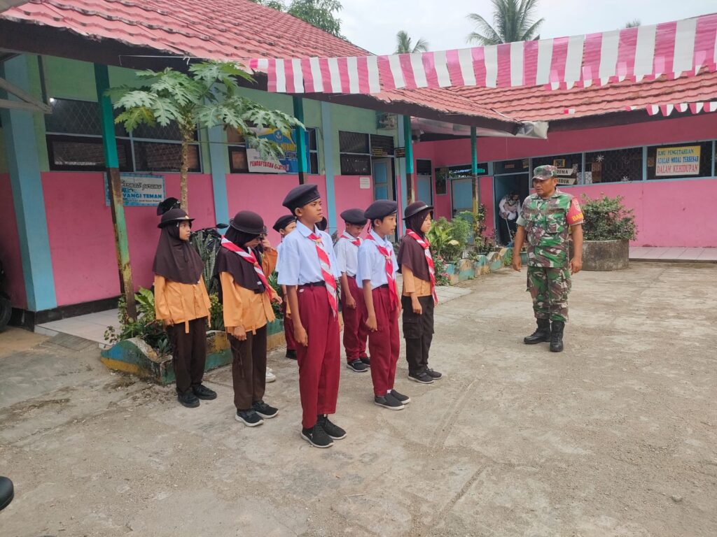 Babinsa Koramil Pandawan Wasbang Di SDN 1 Banua Batung