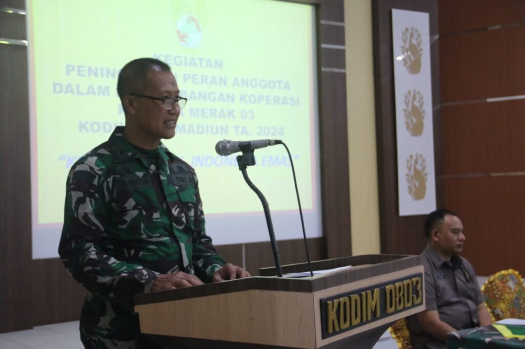 Pabung Kodim 0803/Madiun Berikan Pengarahan dalam Diklat Perkoperasian.