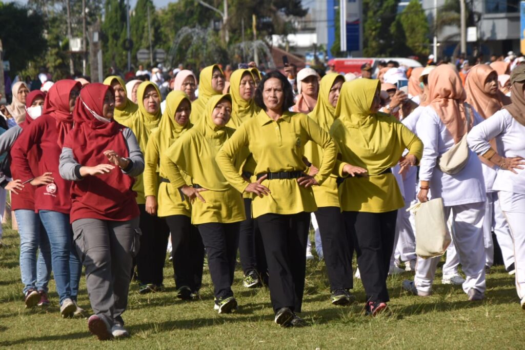 Kodim 0707/Wonosobo Apel Peringatan Haornas ke-41 di Alun-Alun Wonosobo