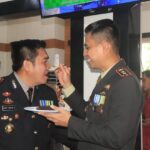 Polres Banjar Dan Banjarbaru ” Beri Kejutan Sambangi Kodim 1006/Banjar Hut TNI Ke – 79