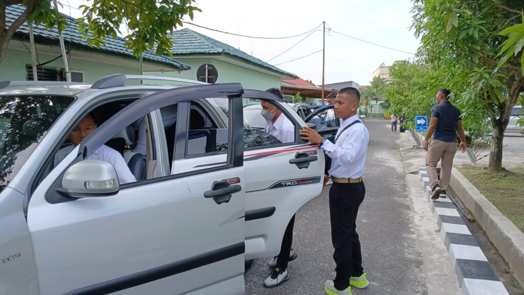 Kodim 1015/Sampit Berangkatkan Calon Siswa Bintara TNI AD Gelombang II Ta 2024