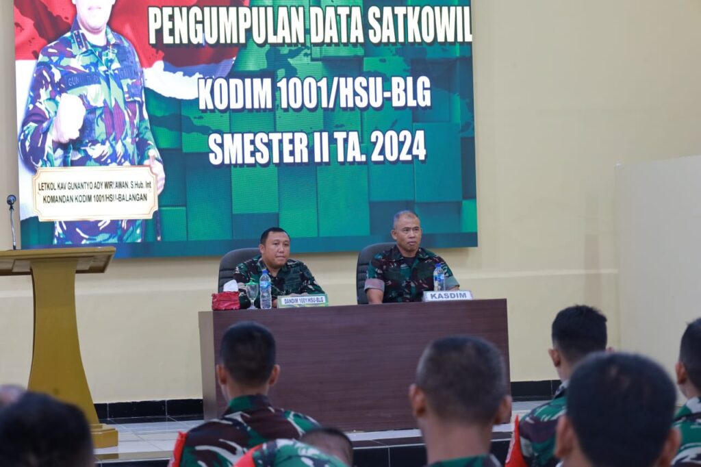 Komando Distrik Militer 1001/HSU-BLG menggelar Kegiatan Pengumpulan Data Satuan Komando Kewilayahan Semester II TA. 2024 yang berlokasi di Aula Kodim 1001/HSU-BLG.