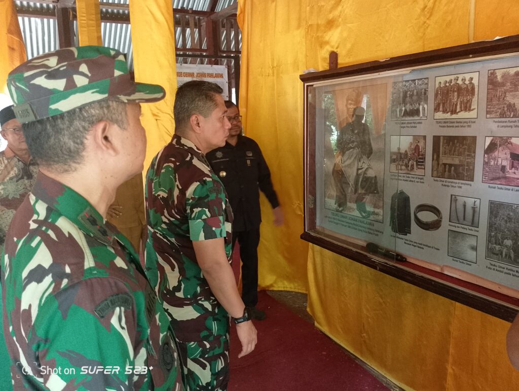 Dandim 0105/Abar Dampingi Danrem 012/TU Dan Pj. Bupati Aceh Barat Ziarah Ke Makam Pahlawan Nasional Teuku Umar