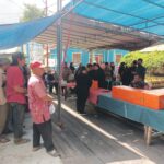 Babinsa Koramil 07/Penyinggahan Melaksanakan Pendampingan Gerakan Pasar Murah