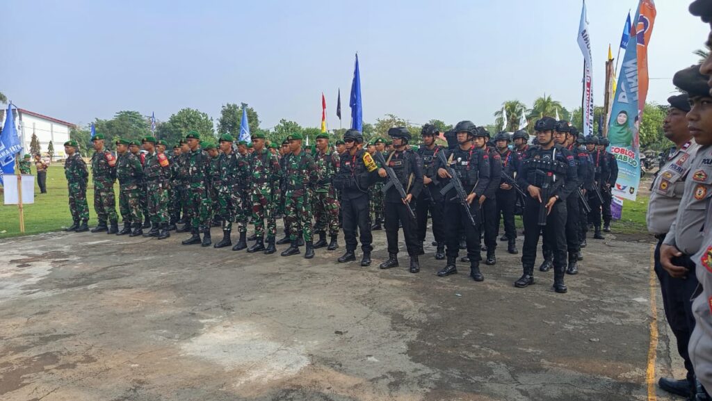 Kodim 1614/Dompu Bersama Polres Dompu Gelar Apel Pasukan Pengamanan Kampanye Akbar Paslon Bupati 