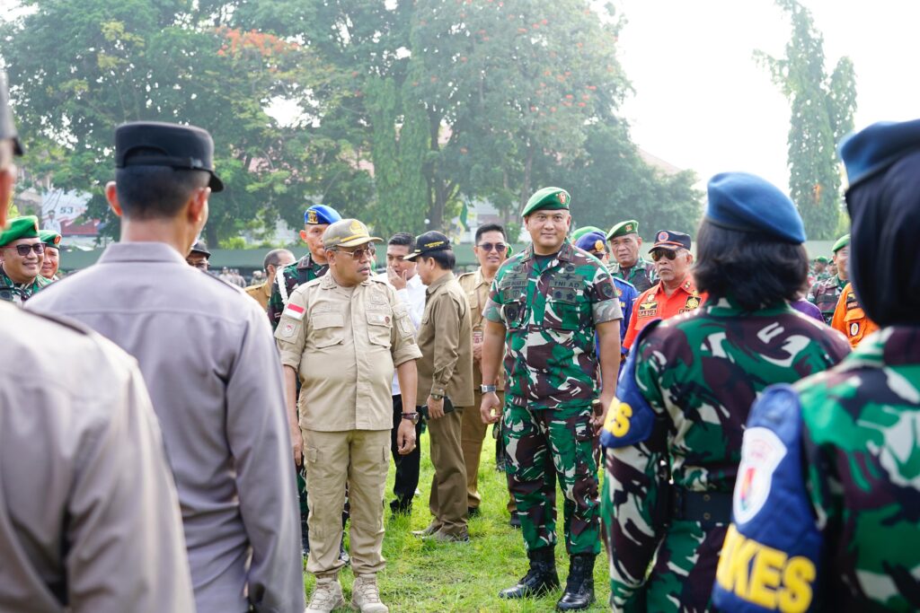 Danrem 162/WB dan Forkopimda NTB Cek Kesiapsiagaan Bencana Dengan Apel Gelar Pasukan