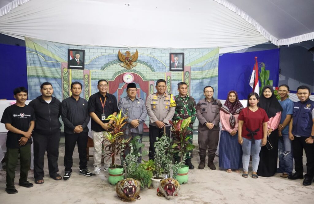 Dandim Bersama Forkopimda Kota Blitar Monitoring Kesiapan TPS Sehari Jelang Pemilu