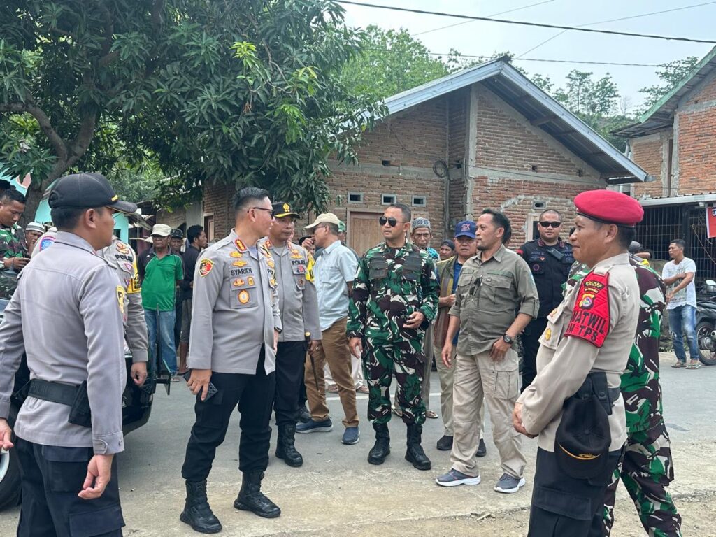 Dandim 1614/Dompu Bersama Forkopimda, Meninjau Aktifitas di Beberapa Lokasi TPS