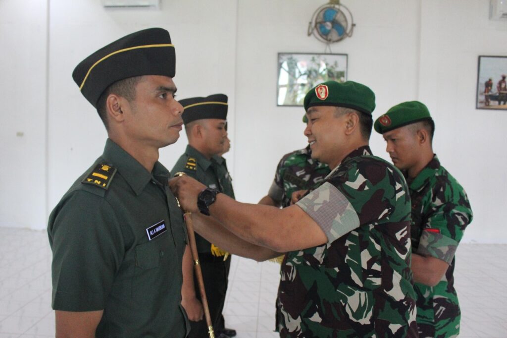 Dandim Abdya Lepas 3 Prajurit Pindah Tugas