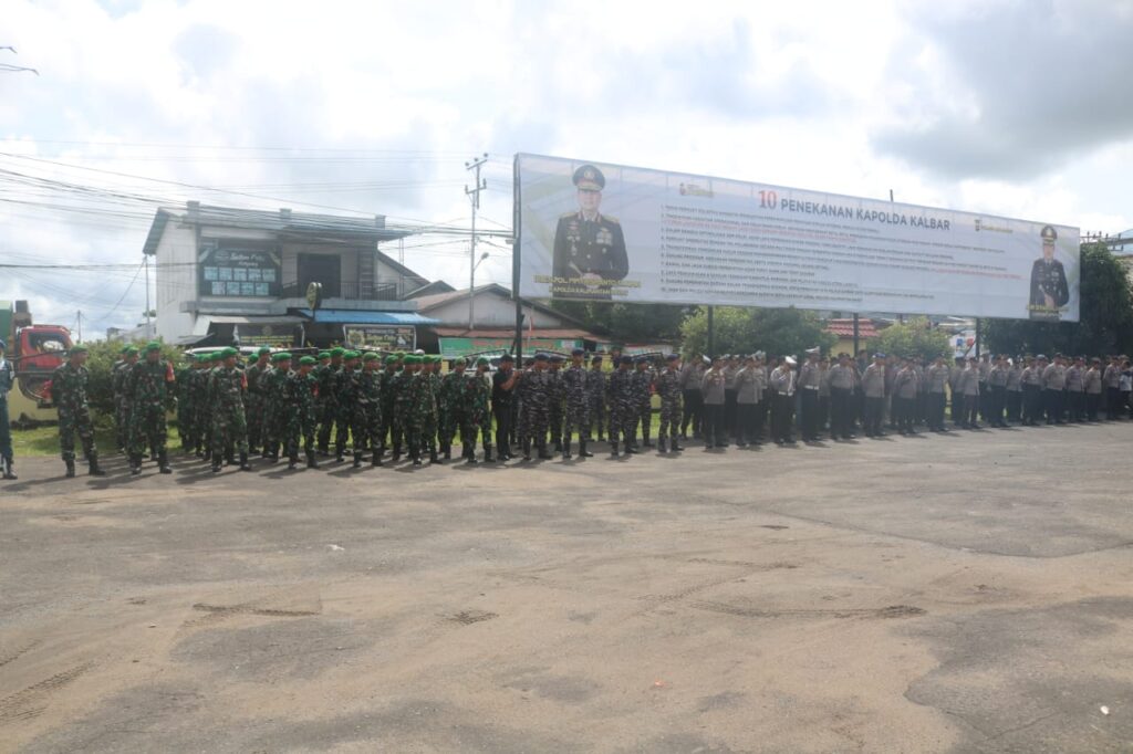 Pastikan Agenda Kampanye Dihari Terakhir Berjalan Aman Dan Lancar, Personel Kodim 1203/Ktp Ikuti Apel Gabungan.