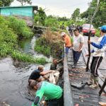 Peduli Lingkungan,Danramil 1015-04/Baamang Pimpin Pembersihan Sungai