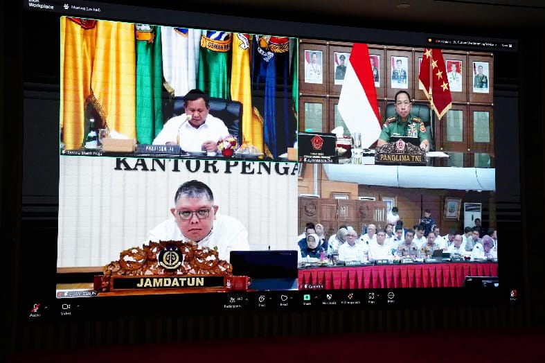 Panglima TNI Ikuti Rapat Virtual Bersama Presiden RI Bahas Pengendalian Inflasi dan Kebijakan Upah Minimum Tahun 2025