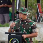 Semangat Hari Juang TNI AD 2024, Korem 162/Wira Bhakti Bersatu Bersihkan Pantai Loang Baloq