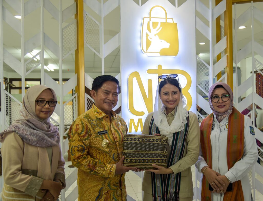 Wamendag Kunjungi NTB Mall, Targetkan Produk UMKM NTB, Makin Go Global