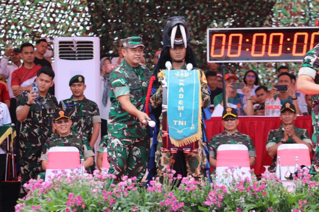 Kasad Hadiri Indonesia Open Military Style Drum Corps Competition Panglima TNI Cup 2024