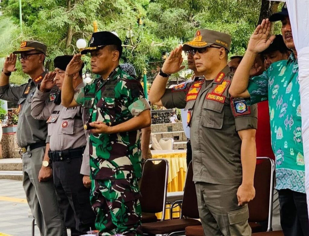 Kirab Pataka Lambang Daerah NTB Berjalan Sukses