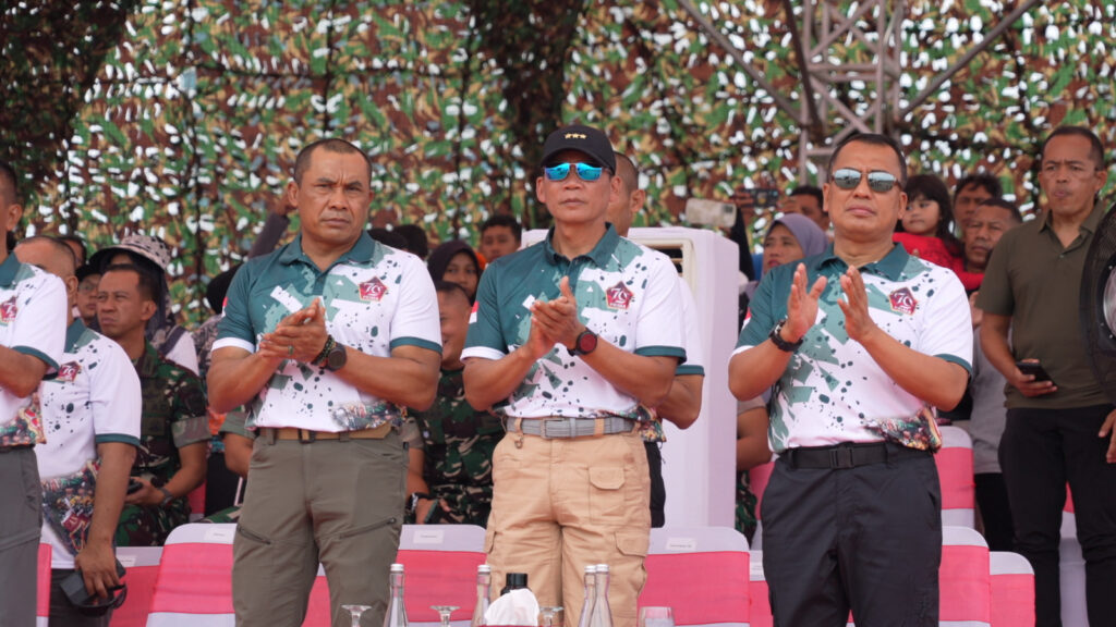 Pangkostrad menghadiri Acara Indonesia Open Military Style Drum Corps Competition Panglima TNI Cup 2024