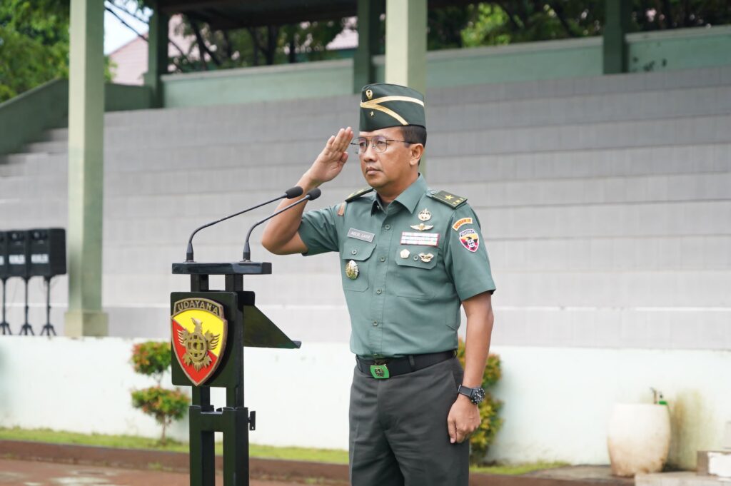 Kodam IX/UDY Gelar Upacara Bendera di Penghujung Tahun 2024