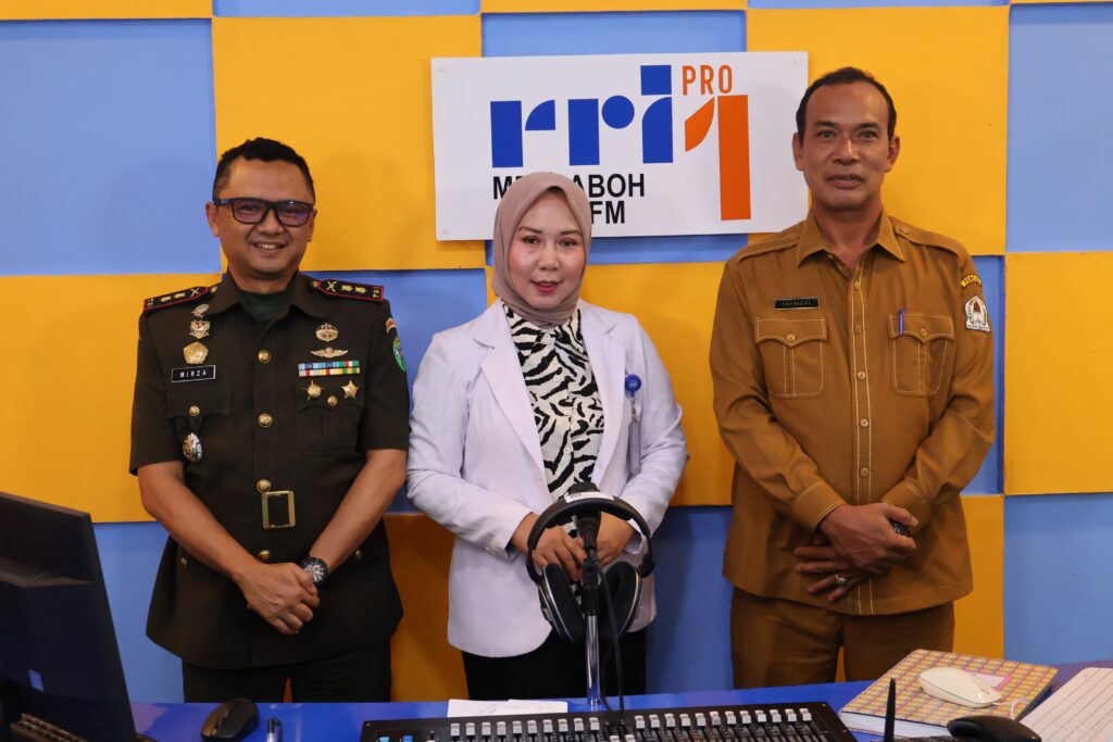 Dandim 0105/Abar Bersama Kadis Pertanian Dialog Interaktif Di LLP RRI Meulaboh Dengan Topik Mengawal Swasembada Pangan