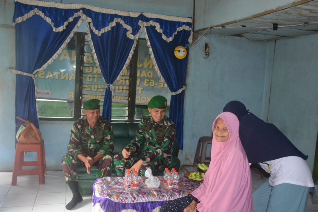 Hut Korem 101/Antasari ” Dandim 1006/Banjar Silaturahmi Kunjungi Veteran Kemerdekaan Dan Warakauri 