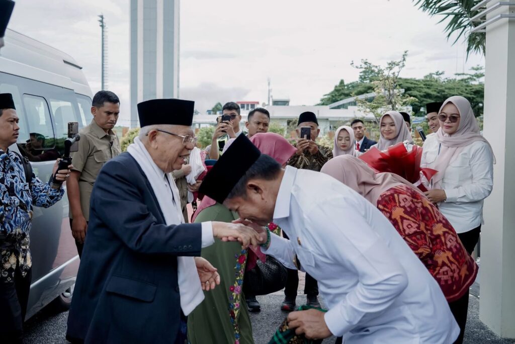 Pj Gubernur Hassanudin Dampingi Kunjungan KH. Ma’ruf Amin di NTB