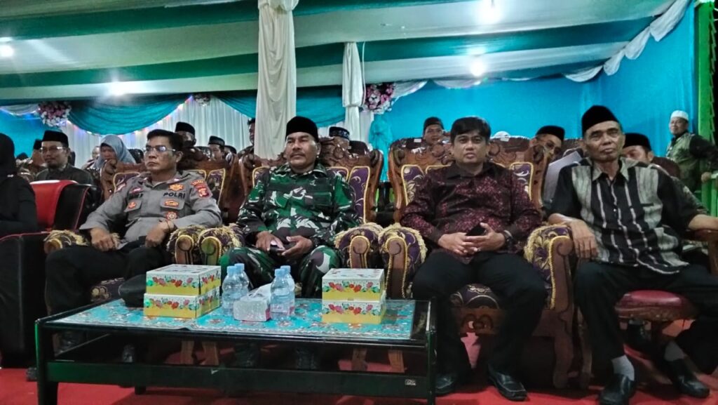 Batuud Koramil 04/Long Iram Menghadiri Penutupan MTQ Ke XVI Tingkat Kabupaten Kubar