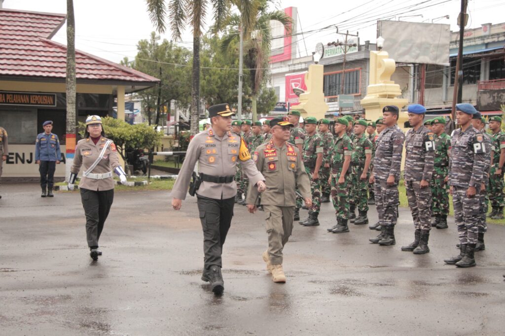 Perkuat Pengamanan Nataru 2024-2025, Kodim Ketapang Ikuti Apel Gelar Pasukan Operasi Ketupat Kapuas 2024