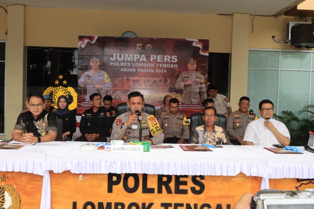 Jumpa Pers Akhir Tahun, Polres Loteng Musnahkan Sabu 8,2 Kg.