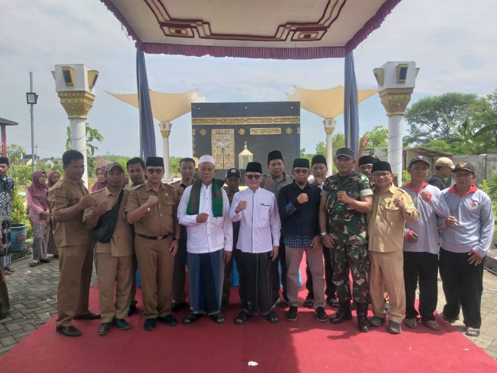 Mayor Czi Djoko Wahono Hadiri Do’a Bersama dan Santunan Anak Yatim di Miniatur Ka’bah Oro-Oro Ombo Wetan