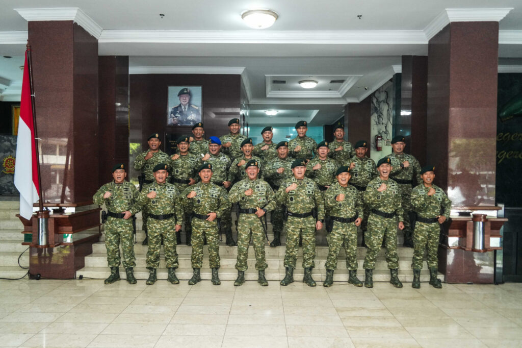 Pangkostrad Letjen TNI Mohammad Fadjar Pimpin Sertijab Asren Kostrad dan Irdivif 3 Kostrad