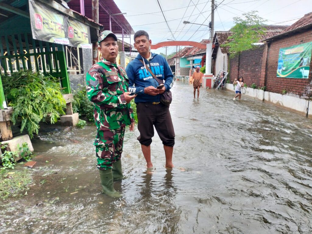 Serka Iswoyo Laksanakan Monitoring Dampak Genangan Air di Wilayahnya