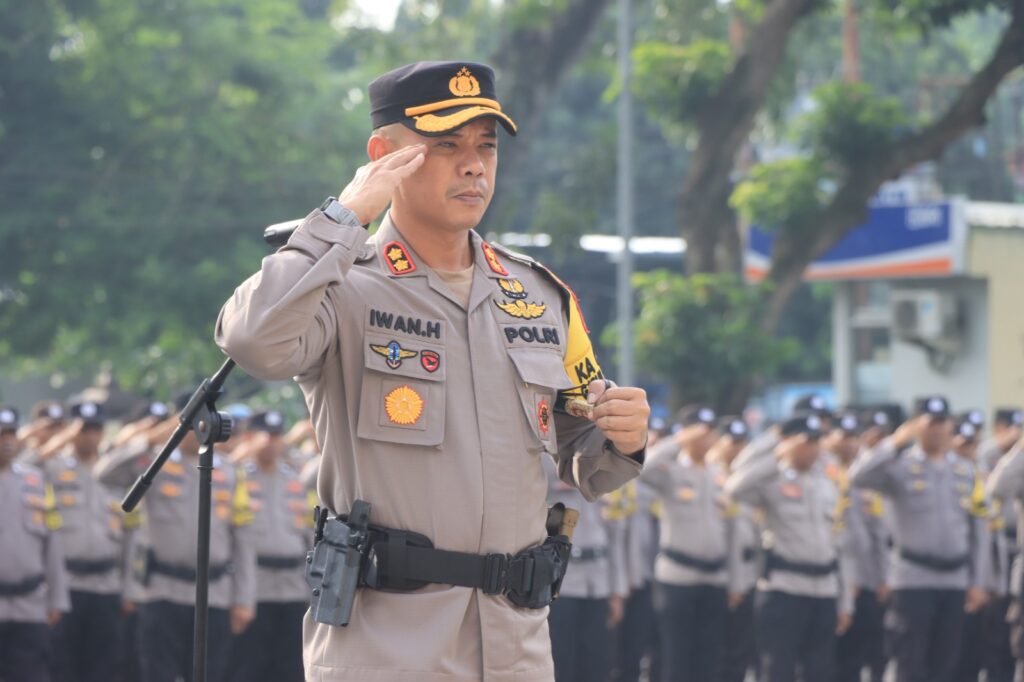 Polres Loteng Gelar Upacara Hari Kesadaran Nasional.