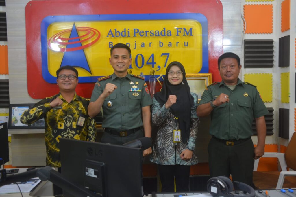 Bincang Santai Bersama Radio Abdi Persada Banjarbaru   ” Dandim 1006/Banjar Ajak Pemuda Banua Gratis Menjadi Prajurit TNI -AD 