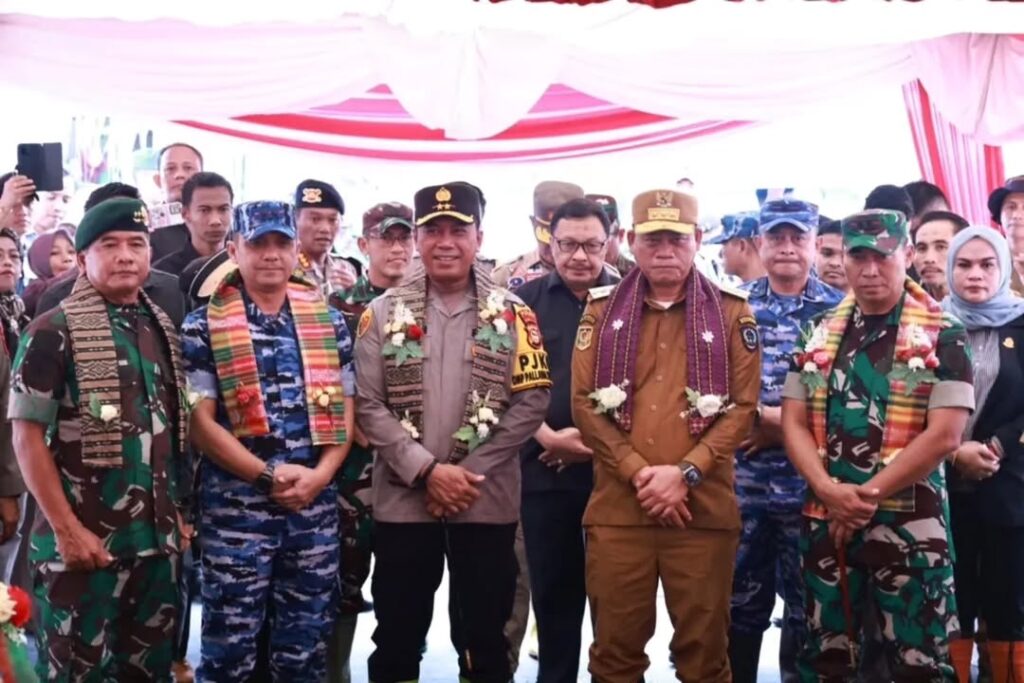 Pangdivif 3 Kostrad Dukung Ketahanan Pangan Lewat Penanaman Jagung Serentak di Jeneponto