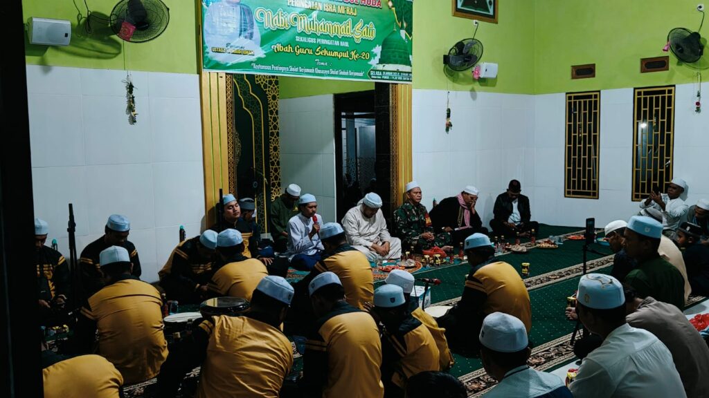 Serka Iskandar,Babinsa Koramil 1015-04/Baamang Hadiri Peringatan Isra’ Mi’raj di Wilayah