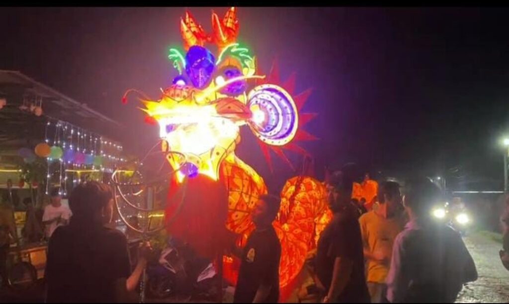 Replika Naga Happy Sambut Imlek dan Cap Go Meh 2025 di Parit Baru Kubu Raya