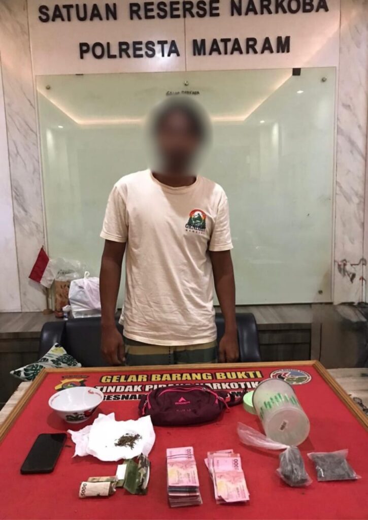 Tim Opsnal Sat Resnarkoba Polresta Mataram Amankan Pengedar Ganja, Barang Bukti 65,70 Gram 