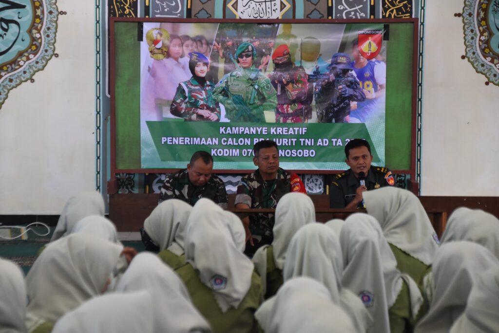 Kodim 0707/Wonosobo Gelar Kampanye Kreatif Penerimaan Prajurit TNI AD di MAN 1 Wonosobo