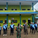 Babinsa Koramil 1002-08/Labuan Amas Utara Latih PBB Siswa MA Muhajirin