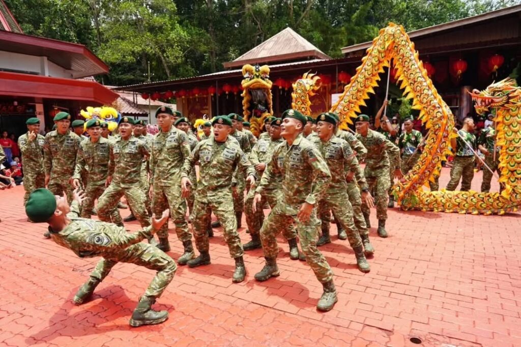 Kasdivif 2 Kostrad Hadiri Festival Cap Go Meh 2025, Perkuat Persatuan dalam Keberagaman