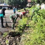 Danramil 1615-01/Selong Pimpin Karya Bakti dalam Peringatan Hari Peduli Sampah Nasional 2025