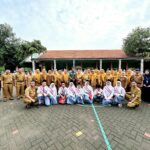 Tanamkan Cinta Tanah Air, Babinsa Koramil 0819/18 Pandaan Pimpin Upacara dan Berikan Wasbang di SLB Negeri Pandaan