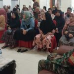 Babinsa Koramil 1006-06/Mtp Hadiri Komsos dan Jum’at Curhat Bersama Polsek dan Warga Kelurahan Jawa 