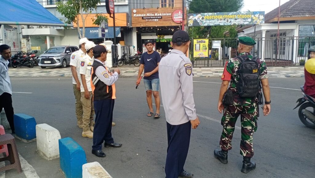 Antisipasi Gangguan Kamtibmas, Tiga Pilar Laksanakan Patroli Gabungan