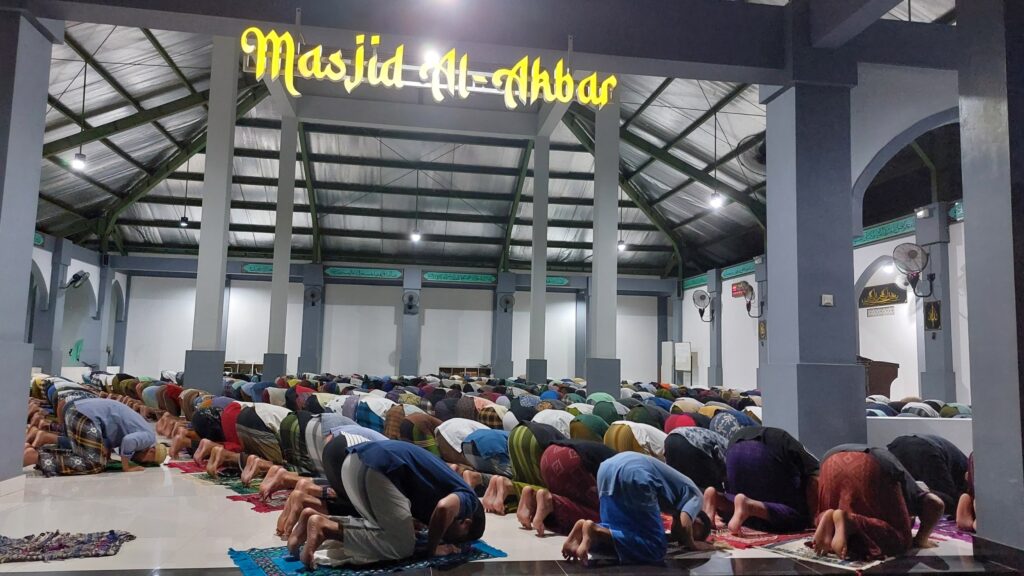 Selama Ramadhan, Warga Binaan Lapas Lombok Barat Khusyuk Ikuti Shalat Tarawih Berjamaah