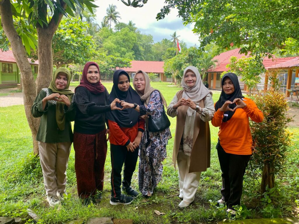 Ketua Bhayangkari Cabang Lombok Utara Kunjungi SLBN 1 Tanjung: Wujud Kepedulian Terhadap Pendidikan Anak Berkebutuhan Khusus