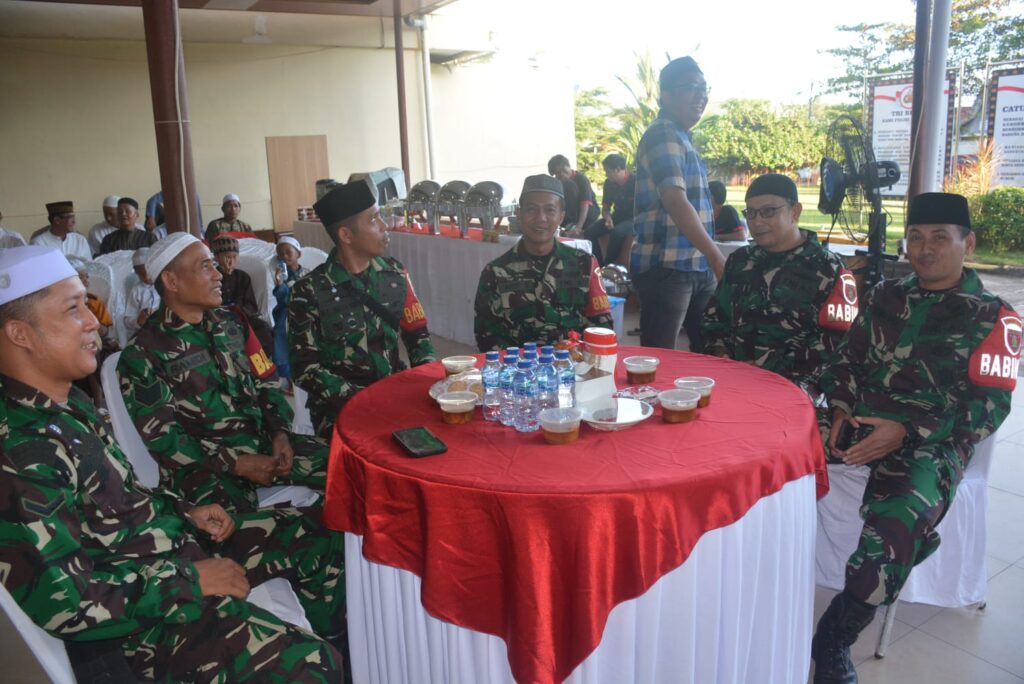 Dandim 1006/Banjar Buka Puasa Bersama Polres Banjarbaru Tingkatkan Sinergitas dalam Mendukung PSU Pilkada