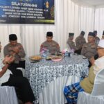 Buka Puasa Bersama Anak Yatim, Kapolres Loteng Berikan Santunan