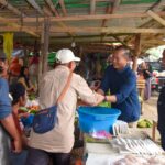Gubernur NTB Tinjau Pasar Sengkol dan Pasar Rakyat Mandalika, Pantau Harga Jelang Idul Fitri