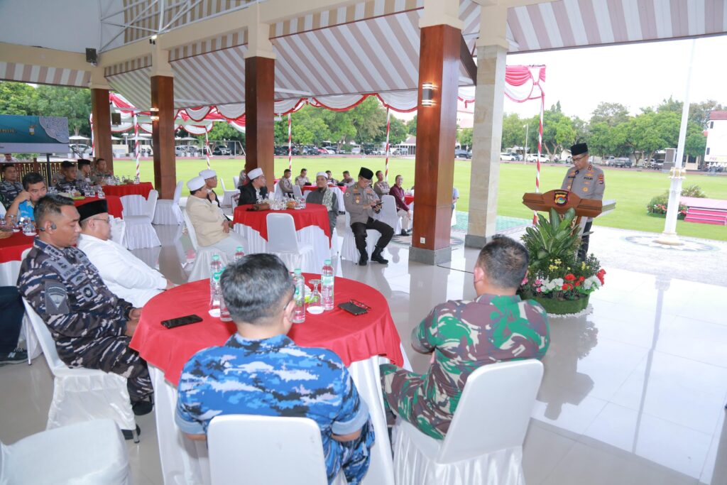 Polri-TNI dan Tokoh Masyarakat NTB Berbuka Puasa Bersama Perkuat Sinergi untuk Negeri